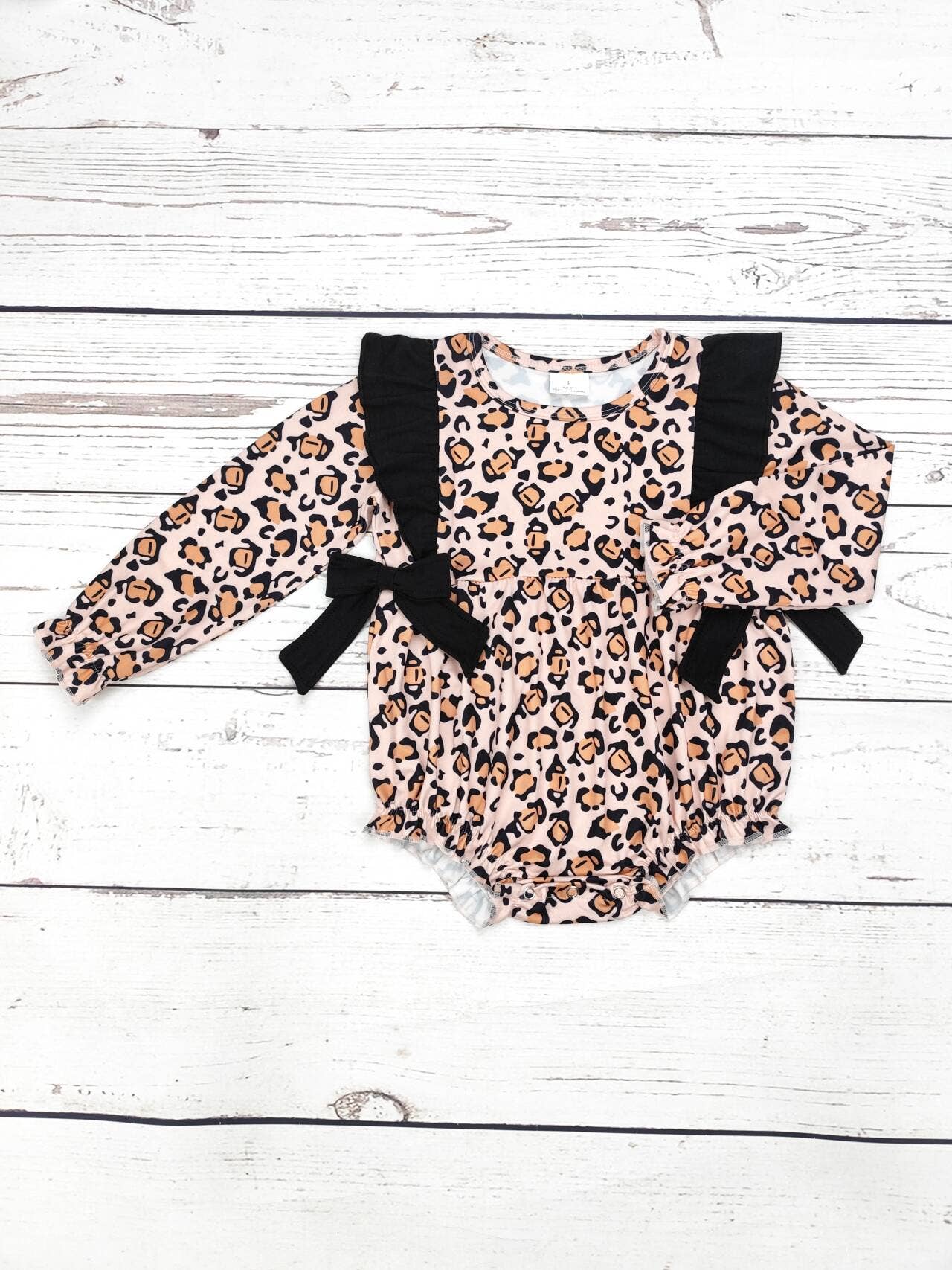 Baby Bow Cheetah Printed Bubble: 0-3M